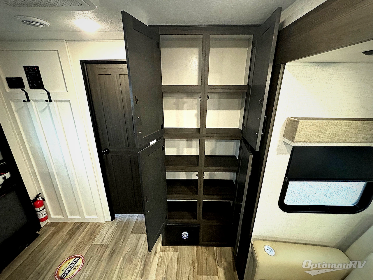 2025 Venture SportTrek ST302VFK Photo 10