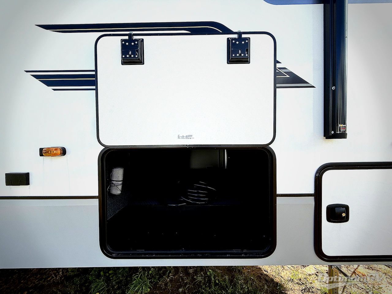 2025 KZ Durango Half-Ton D232MLD Photo 15