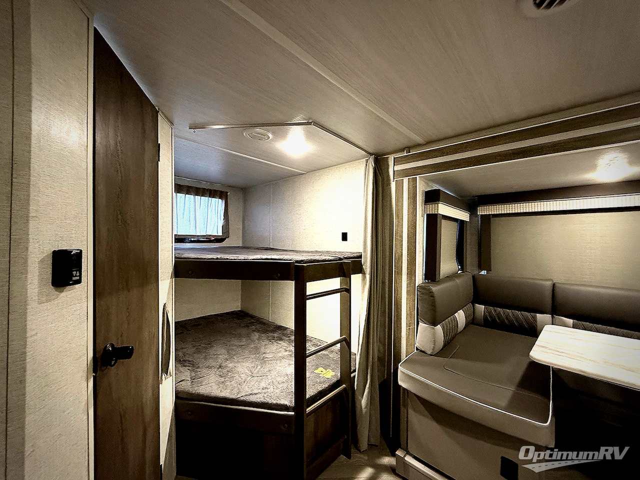 2021 Forest River Wildwood X-Lite 263BHXL Photo 11
