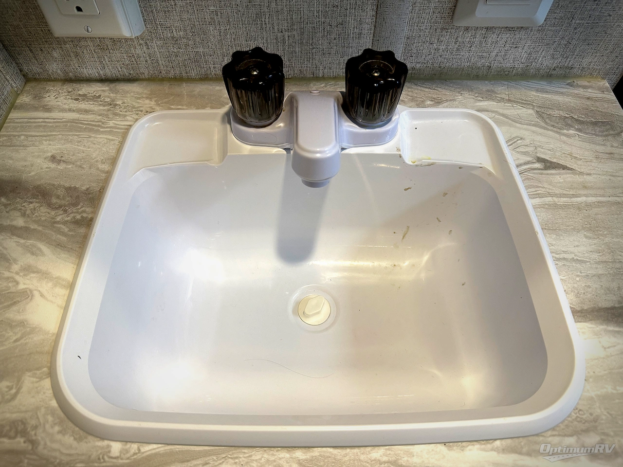 2021 Forest River Wildwood X-Lite 263BHXL Photo 14