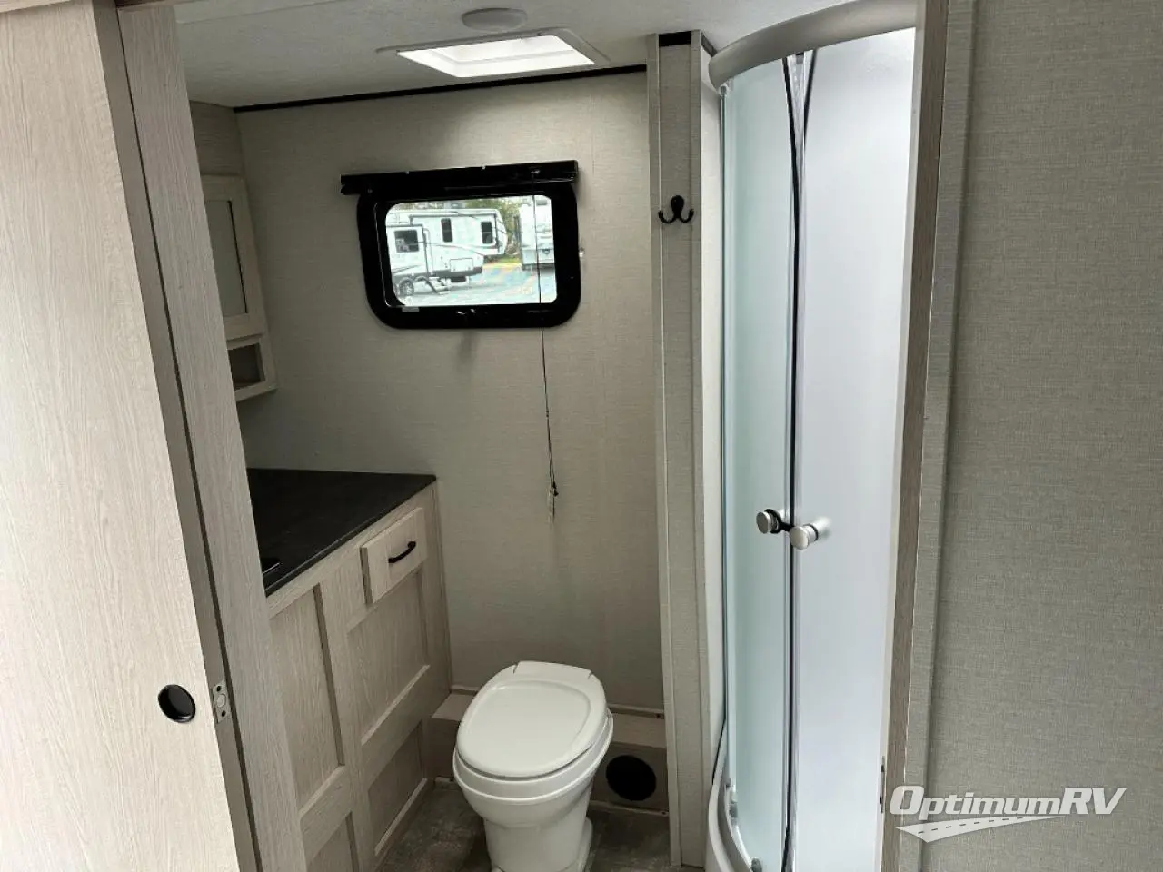 2022 Coachmen Apex Ultra-Lite 265RBSS Photo 10