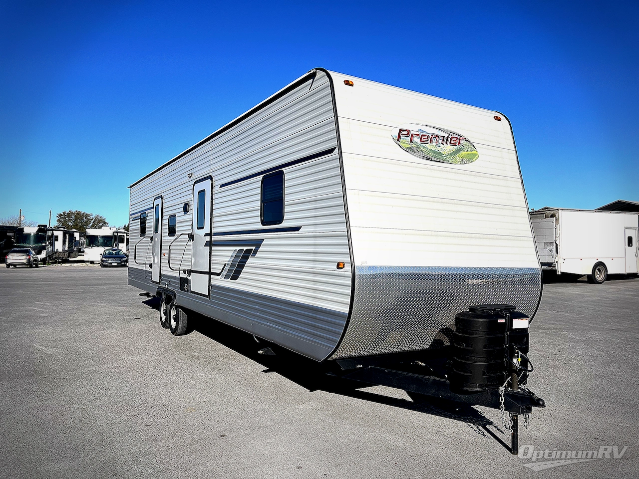 2025 HL Enterprise Hy-Line 38 Premier Photo 1