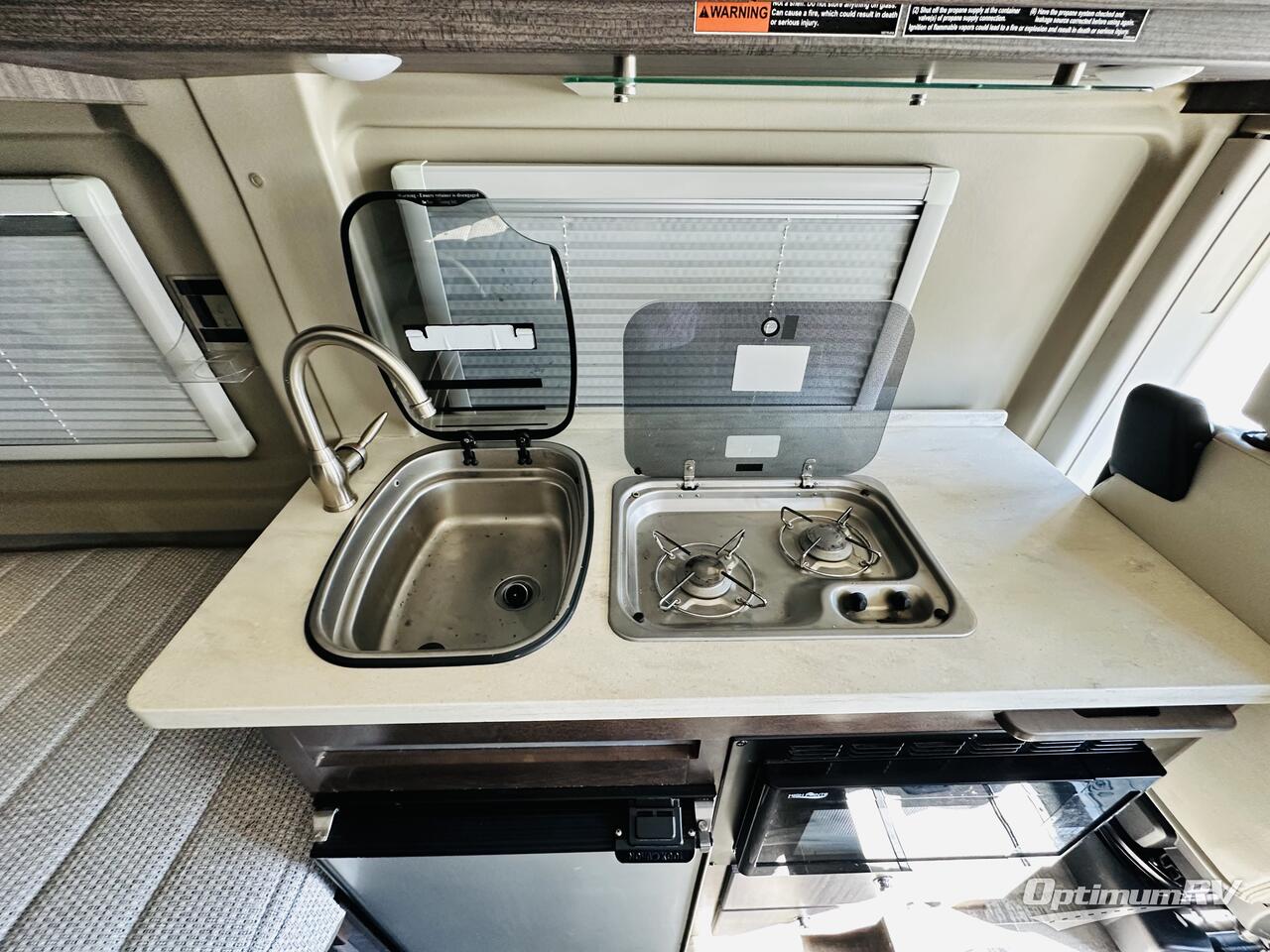 2019 Winnebago Travato 59K Photo 8