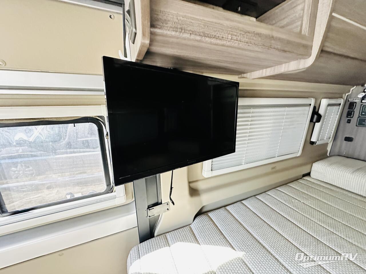 2019 Winnebago Travato 59K Photo 11