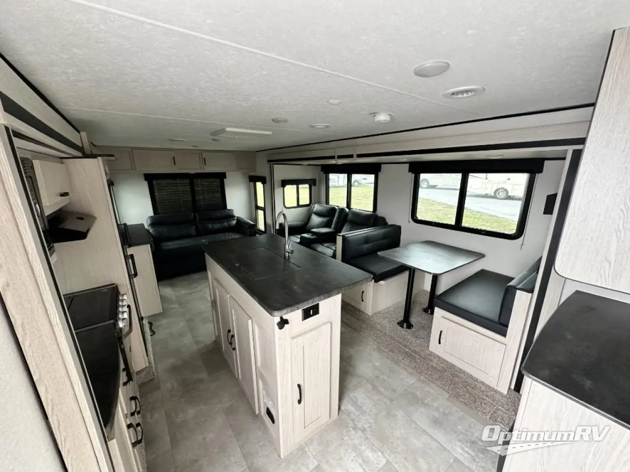 2021 Coachmen Apex Ultra-Lite 293RLDS Photo 14