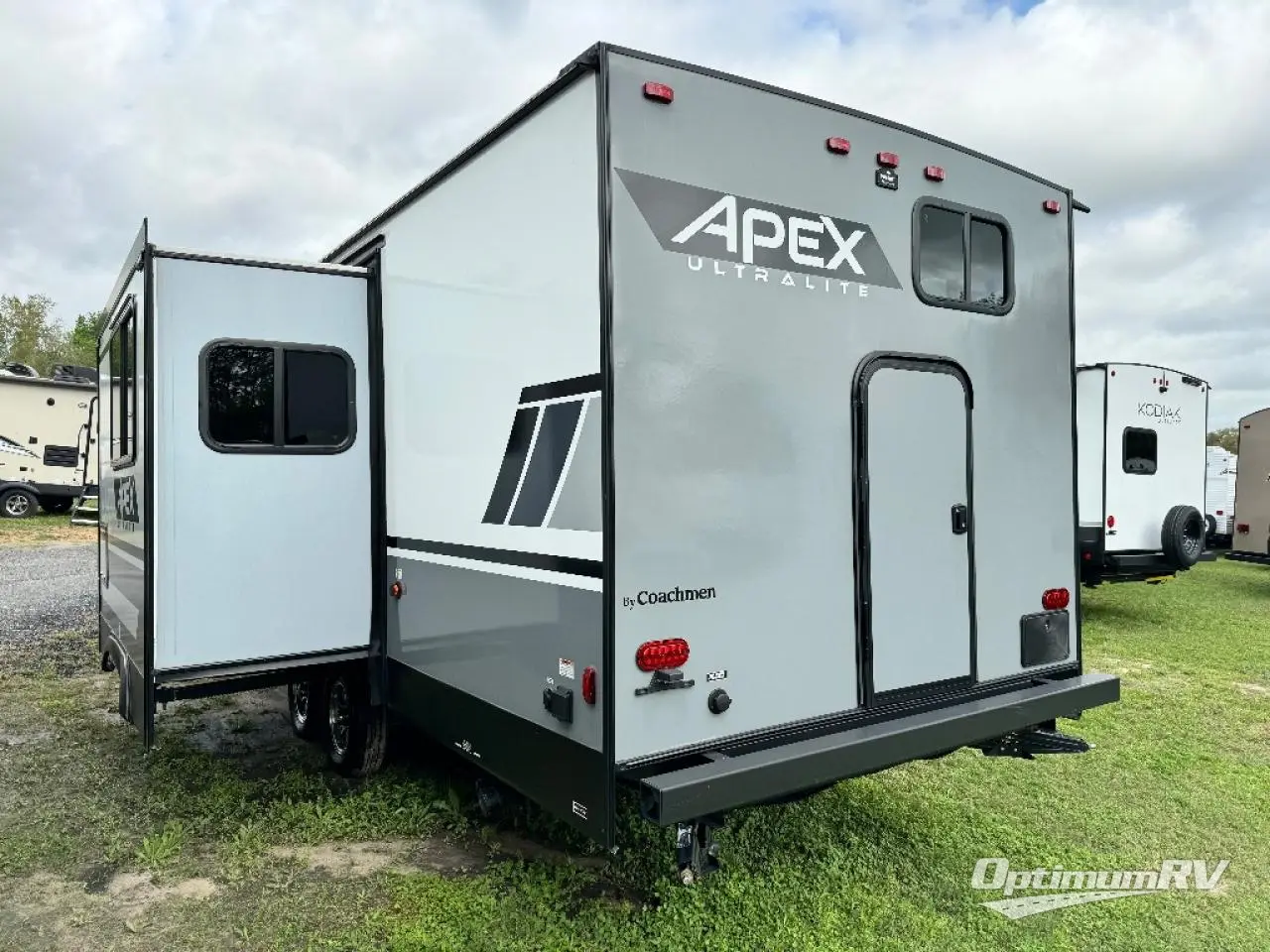 2022 Coachmen Apex Ultra-Lite 256BHS Photo 3