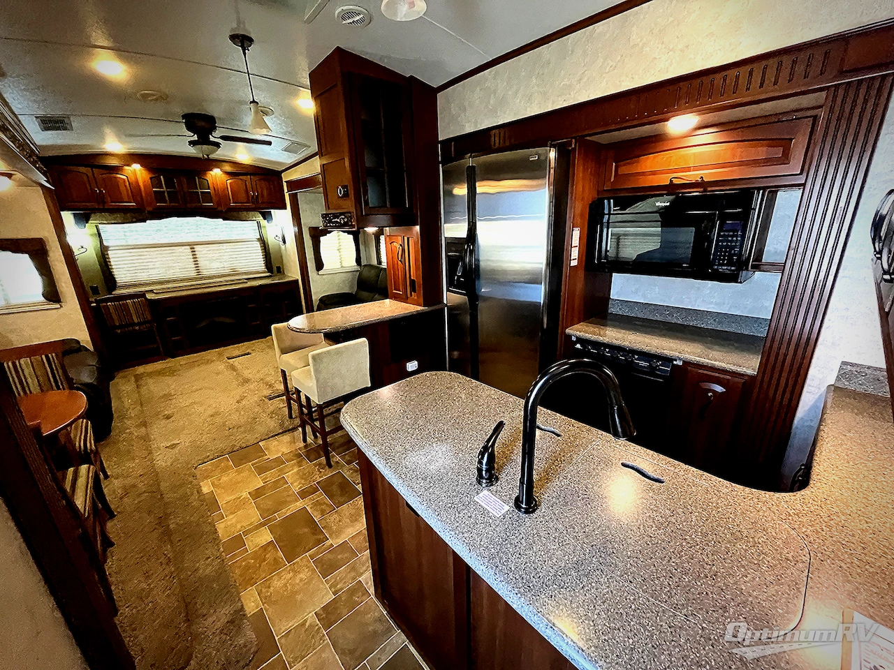 2014 Keystone Montana Big Sky 3625 RE Photo 4