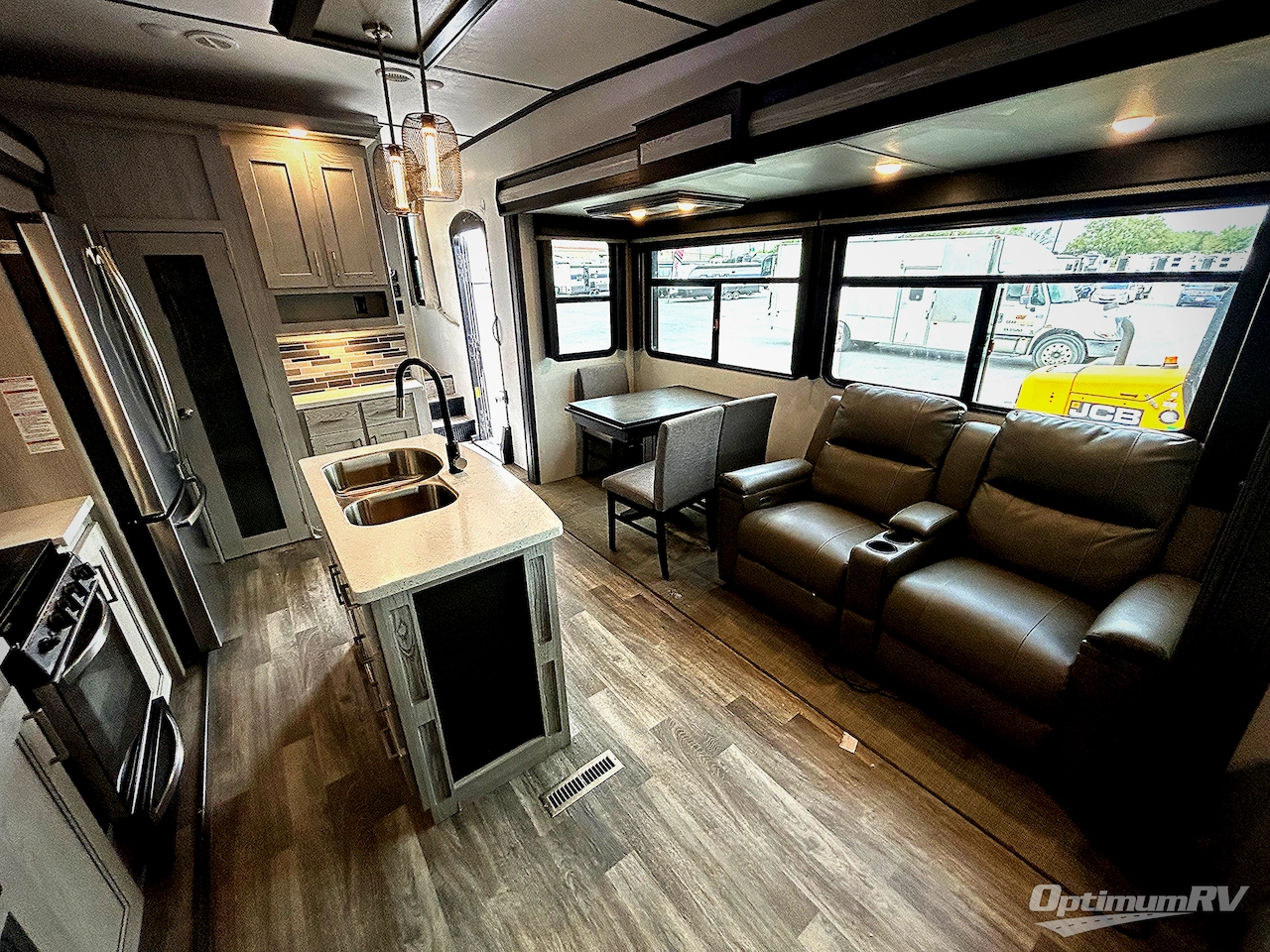 2021 Keystone Montana 3855BR Photo 6
