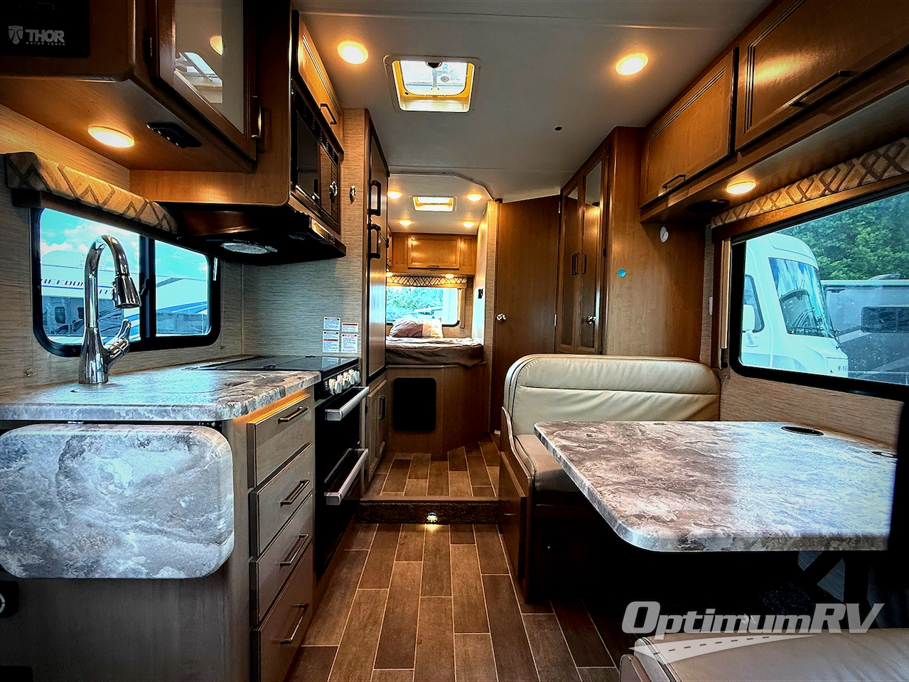 2022 Thor Quantum SE SE22 Ford Photo 4