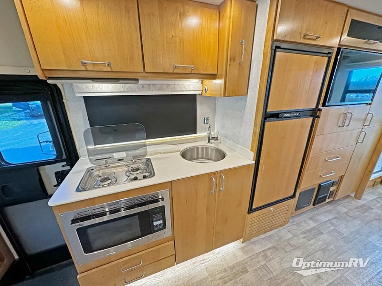 2019 Tiffin Wayfarer 25 RW Photo 11