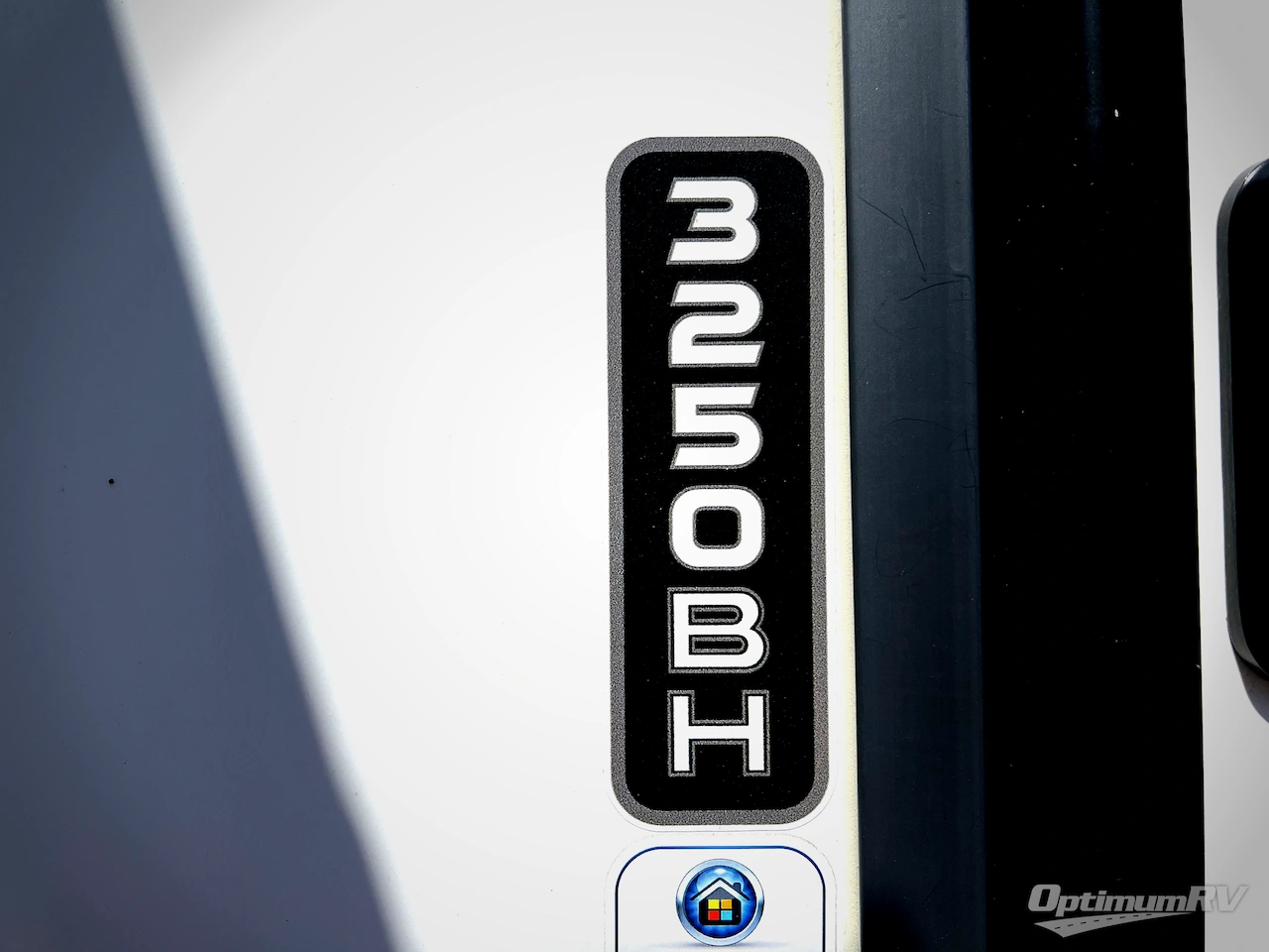 2022 Grand Design Imagine 3250BH Photo 32