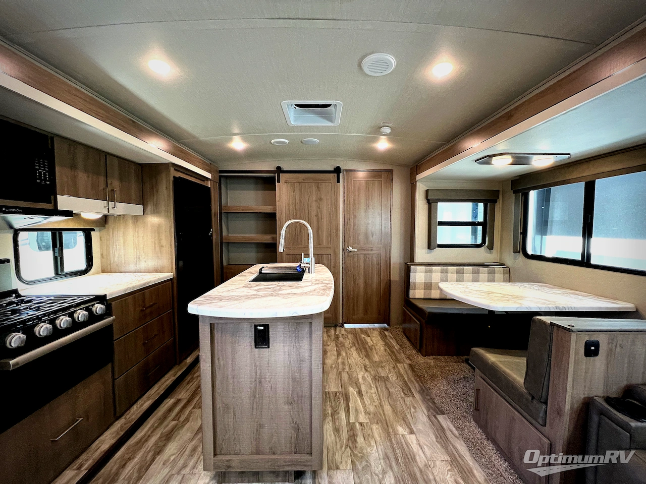 2022 Grand Design Imagine 3250BH Photo 2