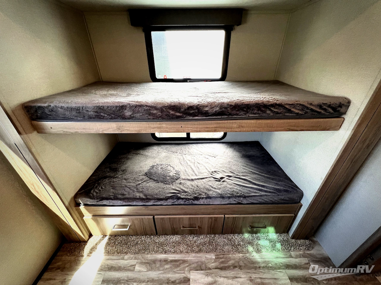 2022 Grand Design Imagine 3250BH Photo 18