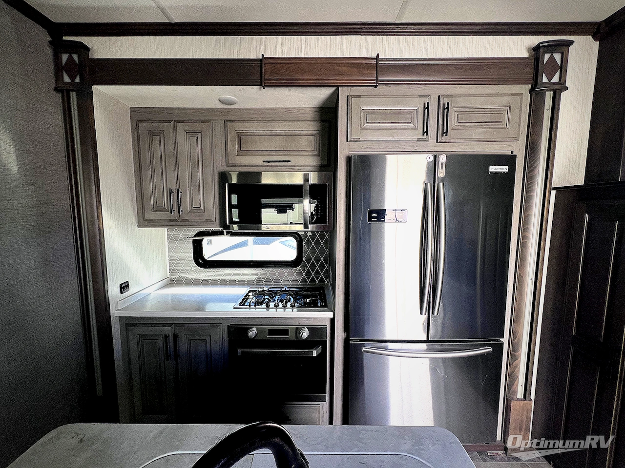 2021 Heartland Bighorn M-3950FL Photo 5