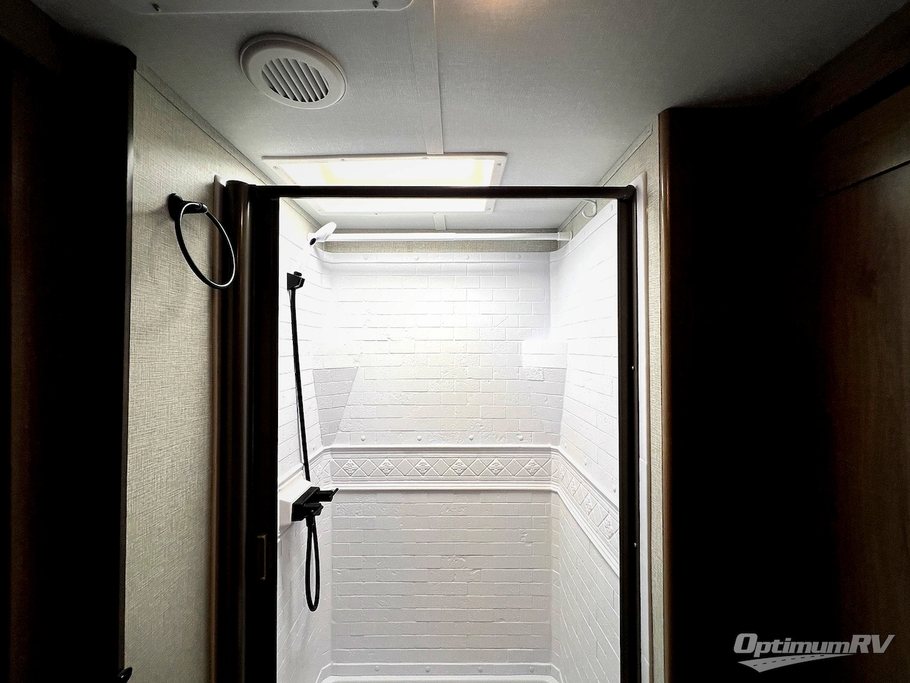 2023 Grand Design Imagine XLS 23LDE Photo 16