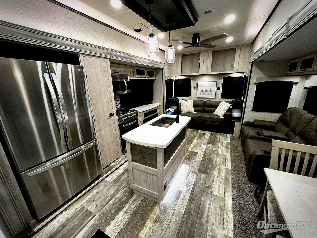 2022 Forest River Sandpiper Destination Trailers 399LOFT Photo 4