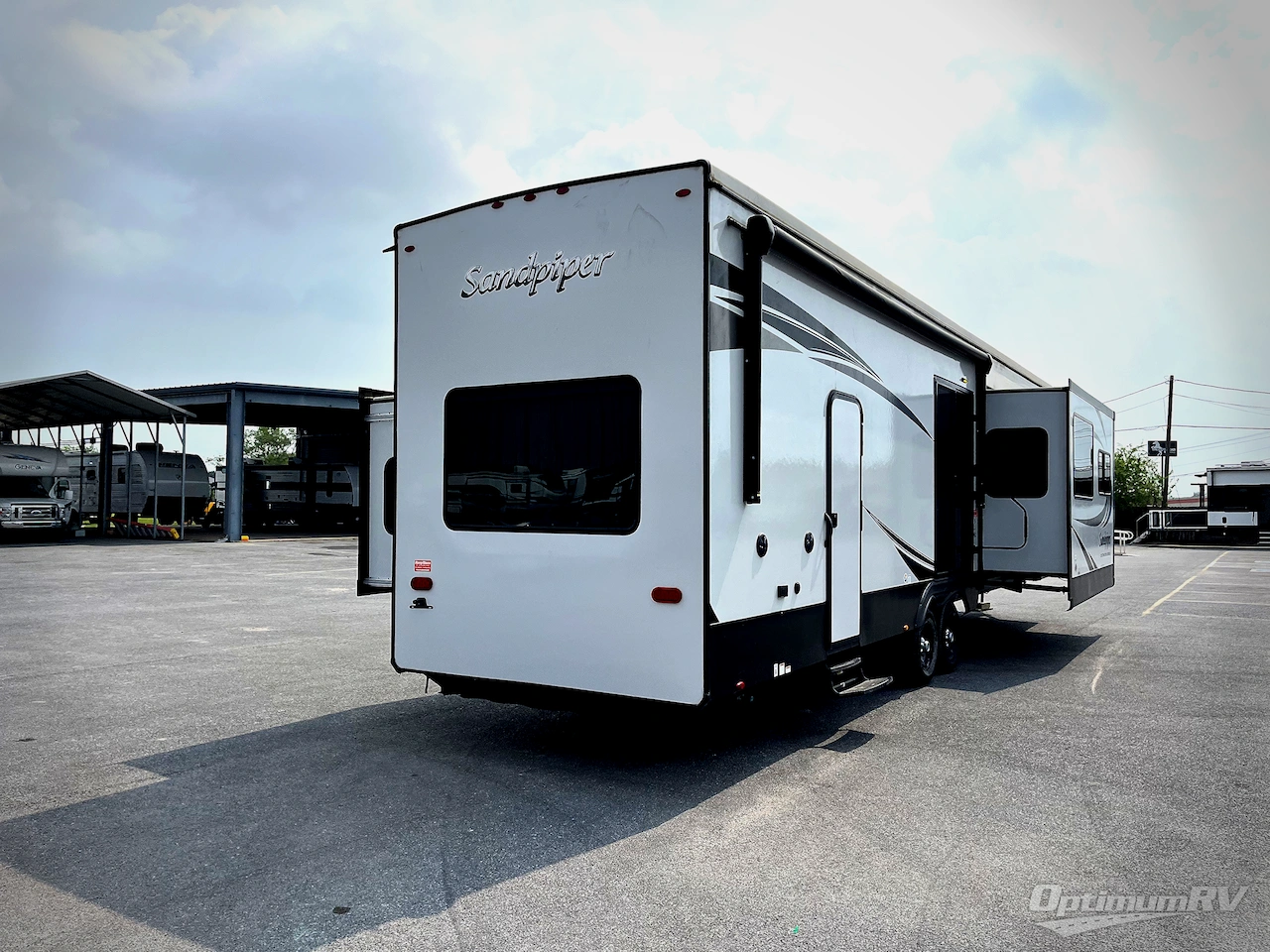 2022 Forest River Sandpiper Destination Trailers 399LOFT Photo 3