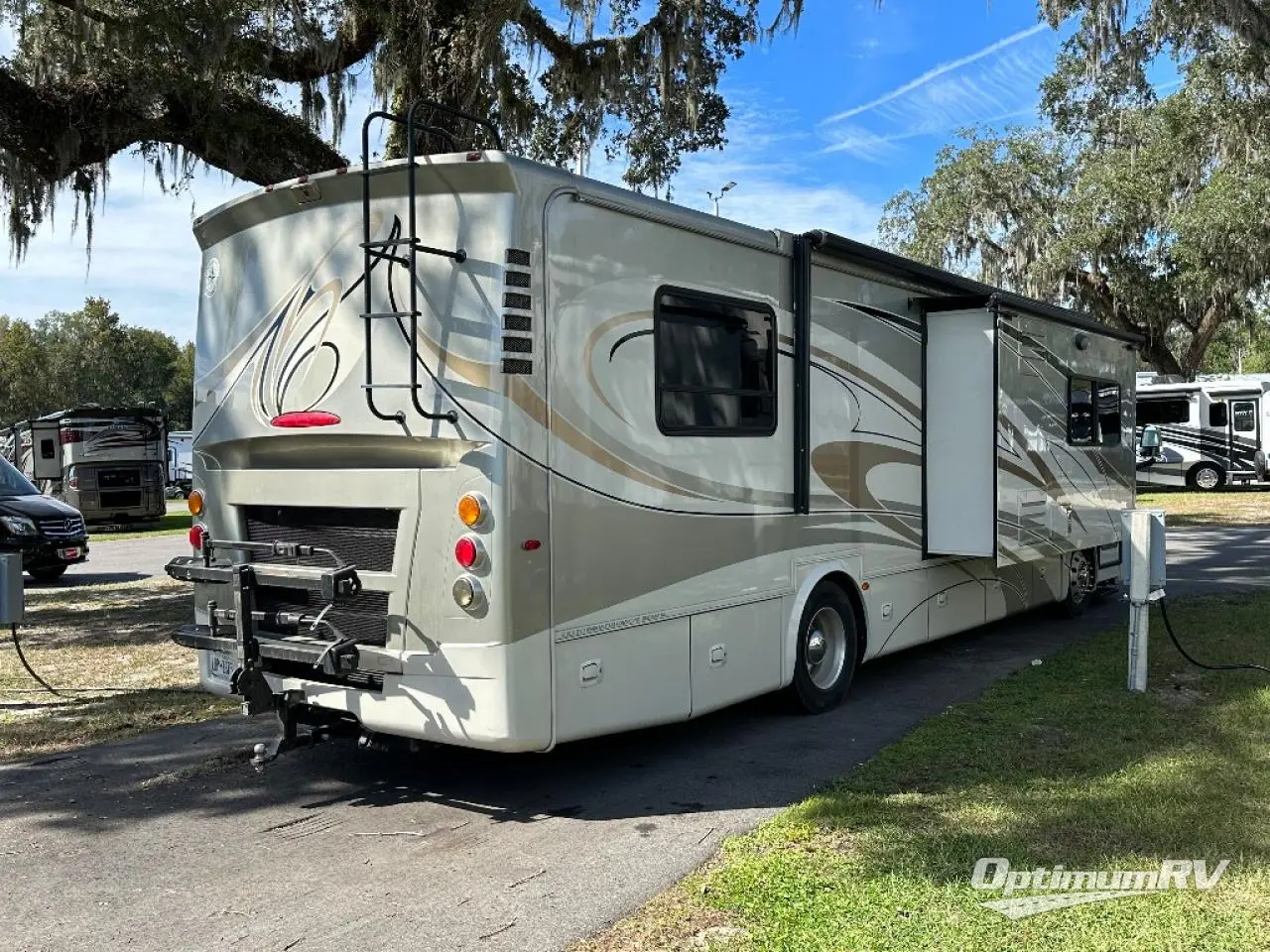 2012 Tiffin Allegro Breeze 32 BR Photo 2