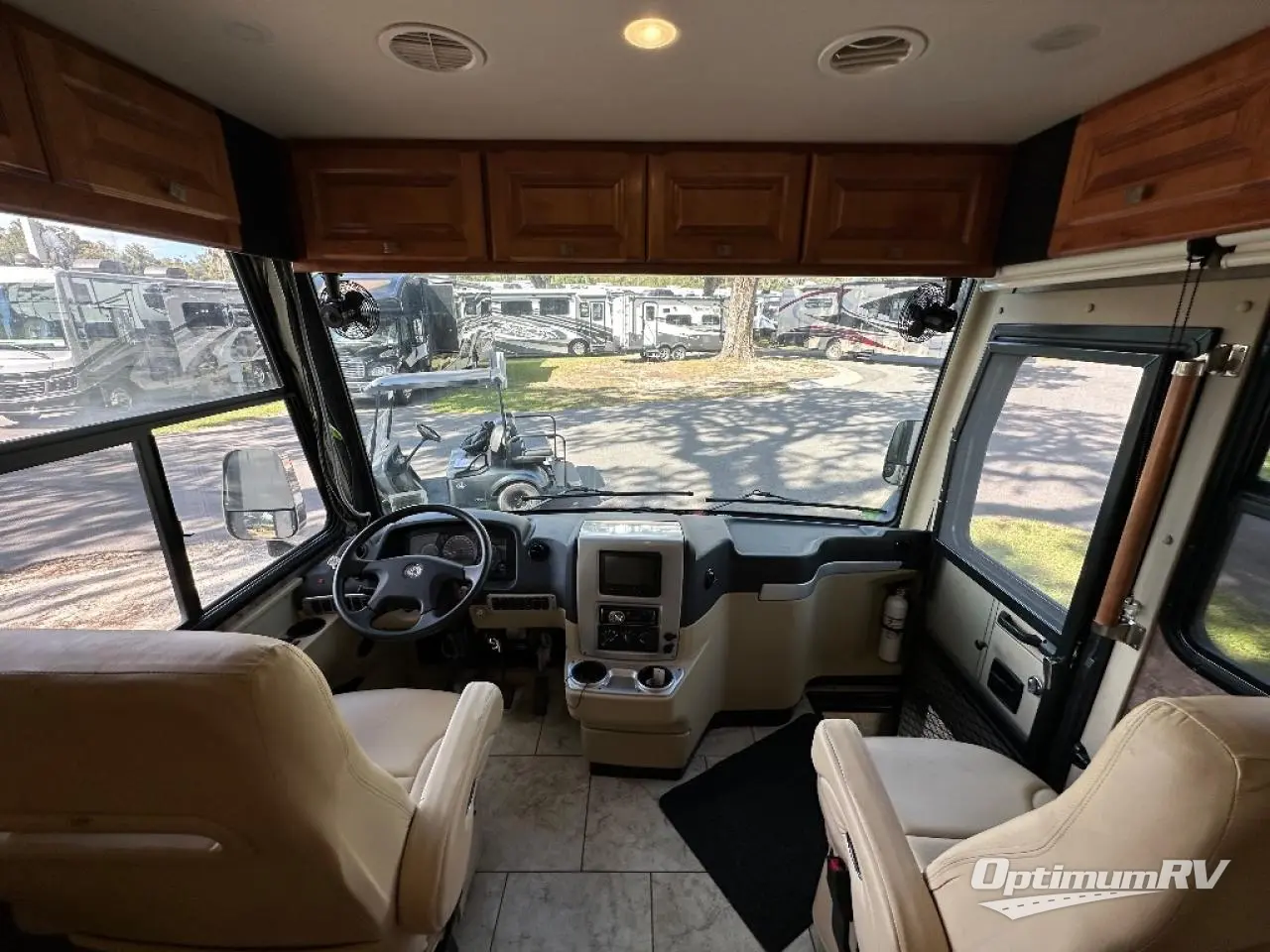 2012 Tiffin Allegro Breeze 32 BR Photo 4