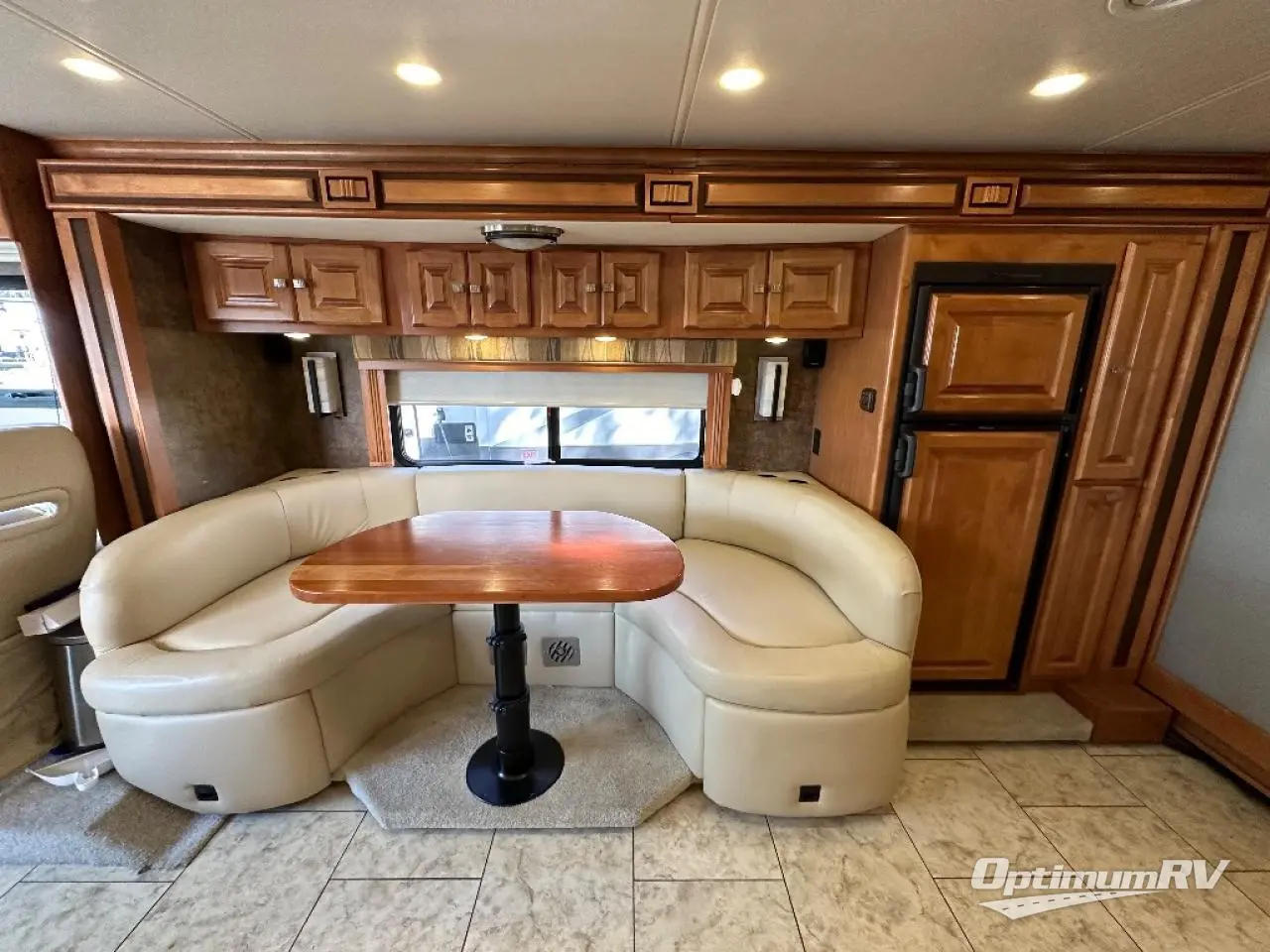 2012 Tiffin Allegro Breeze 32 BR Photo 7