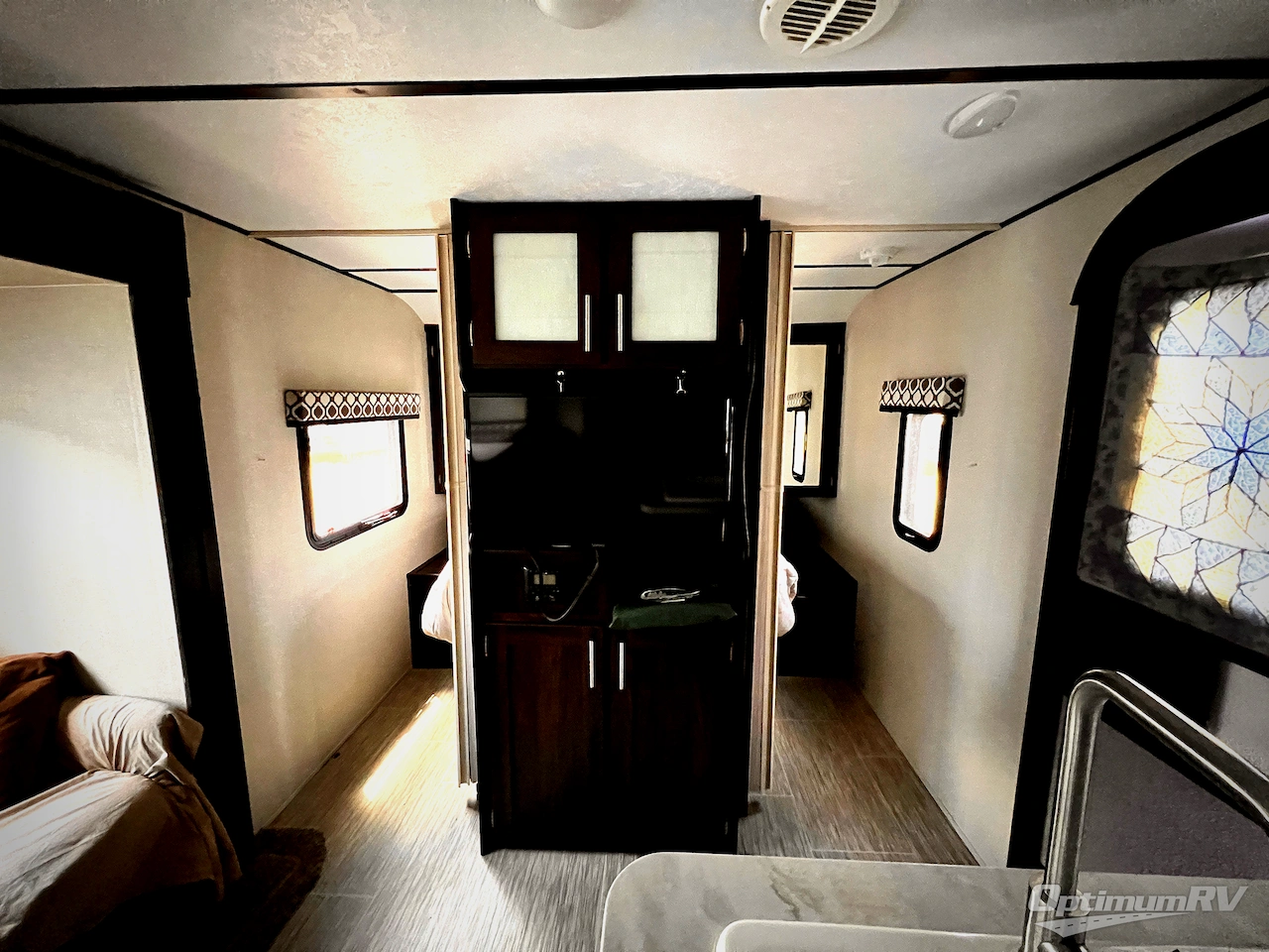 2019 Prime Time Tracer Breeze 24DBS Photo 6