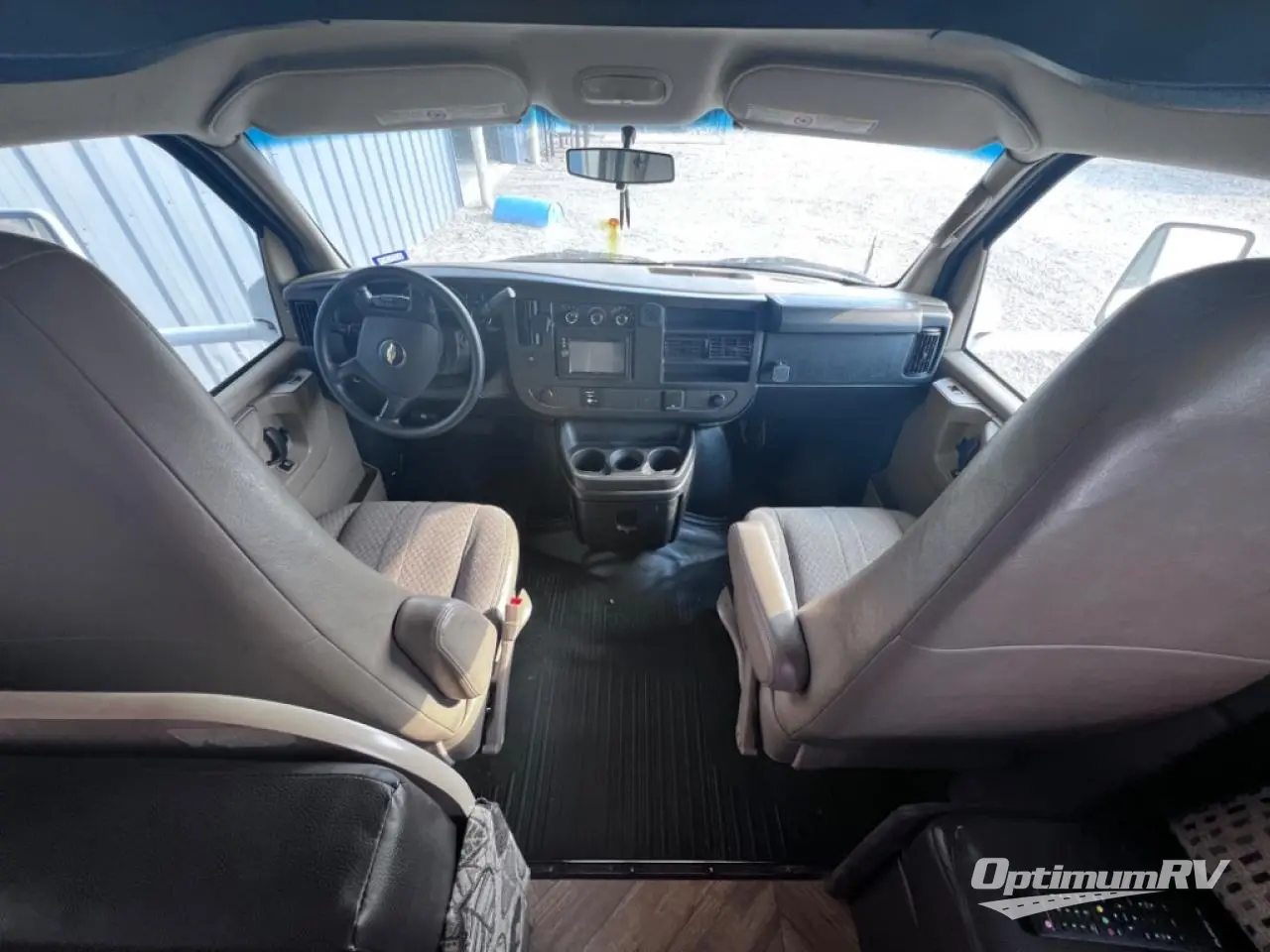 2016 Coachmen Freelander 27QB Ford 350 Photo 4