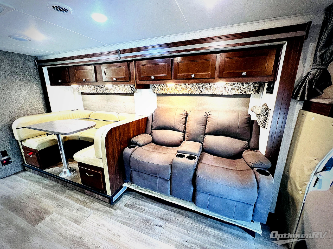 2018 Forest River Sunseeker 3010DS Ford Photo 10