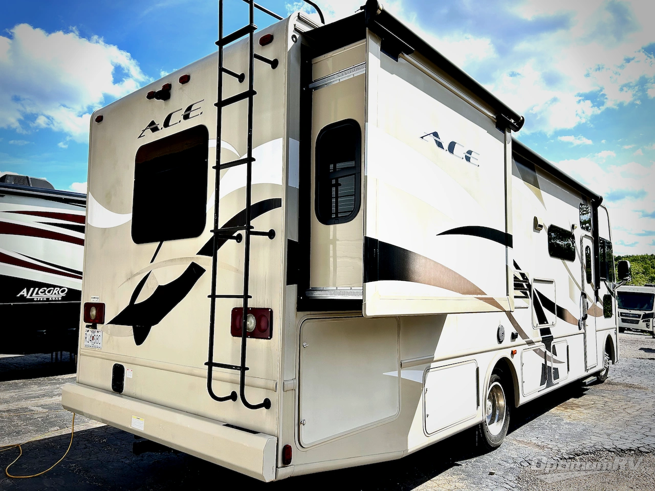 2016 Thor ACE 30.1 Photo 2