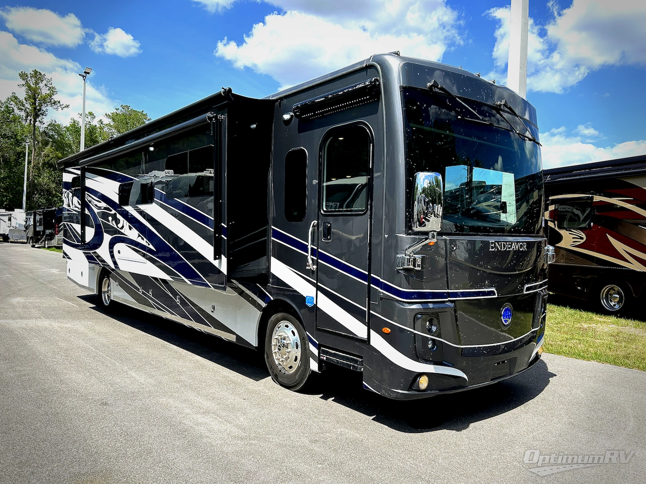 2022 Holiday Rambler Endeavor 38K Photo 1