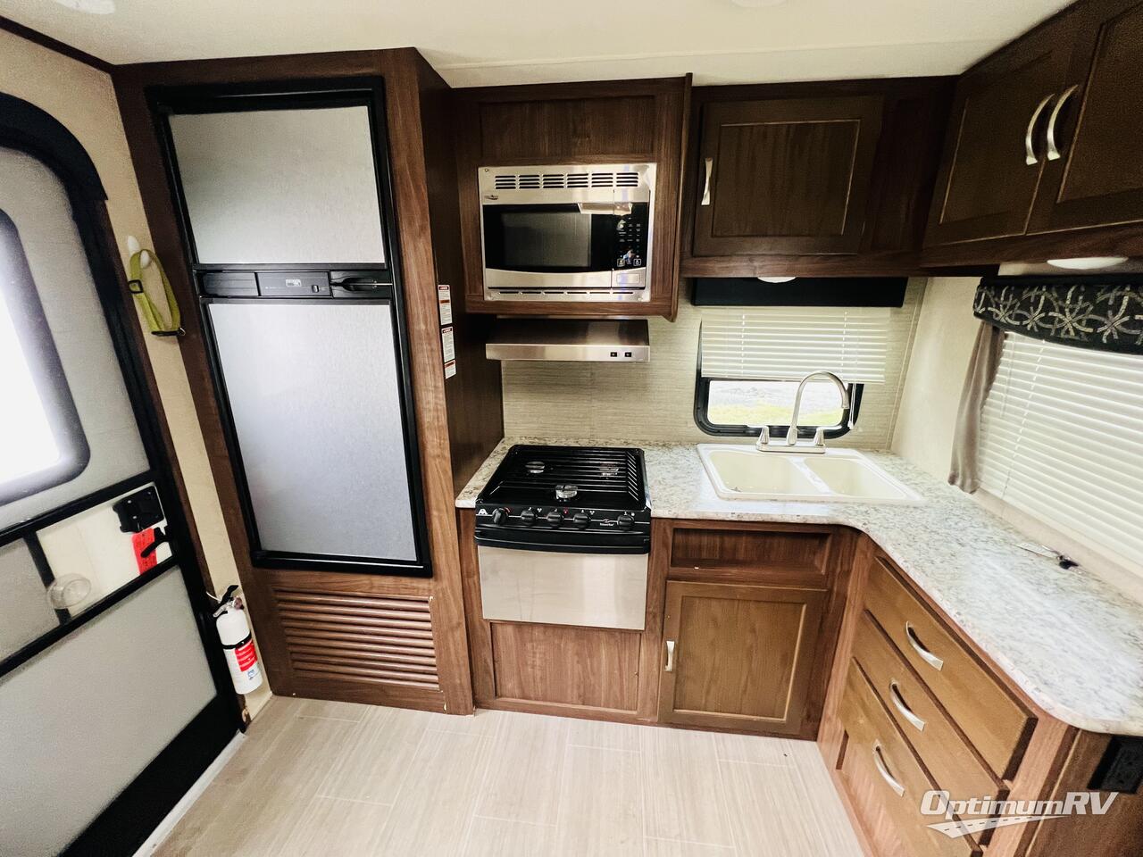 2017 Dutchmen Aerolite 2520RKSL Photo 8