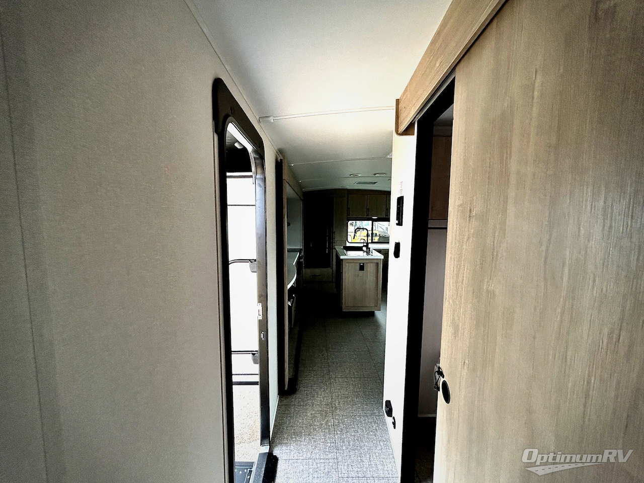 2025 Grand Design Imagine 2670MK Photo 7