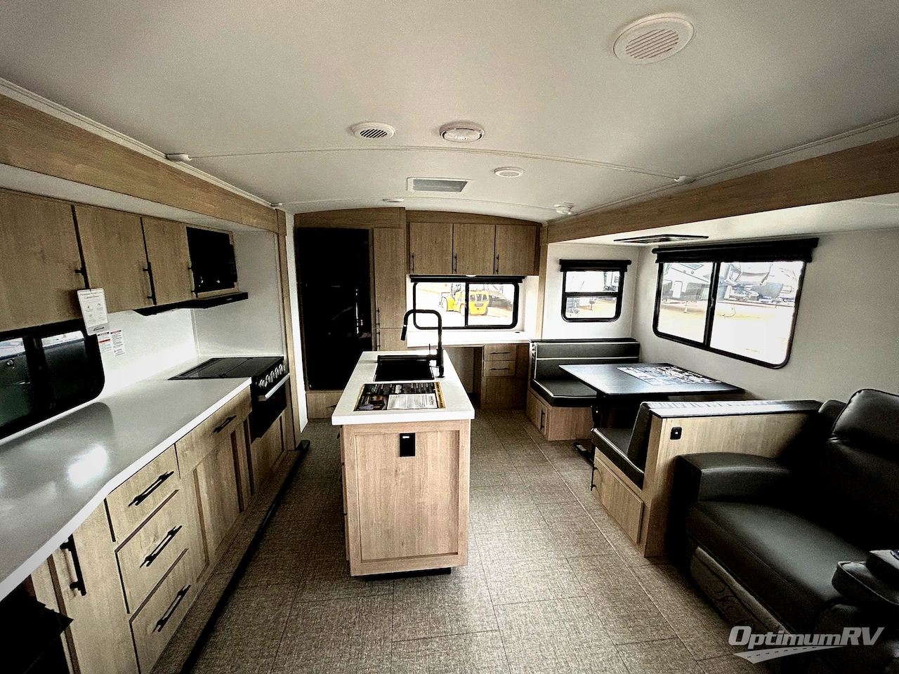 2025 Grand Design Imagine 2670MK Photo 8