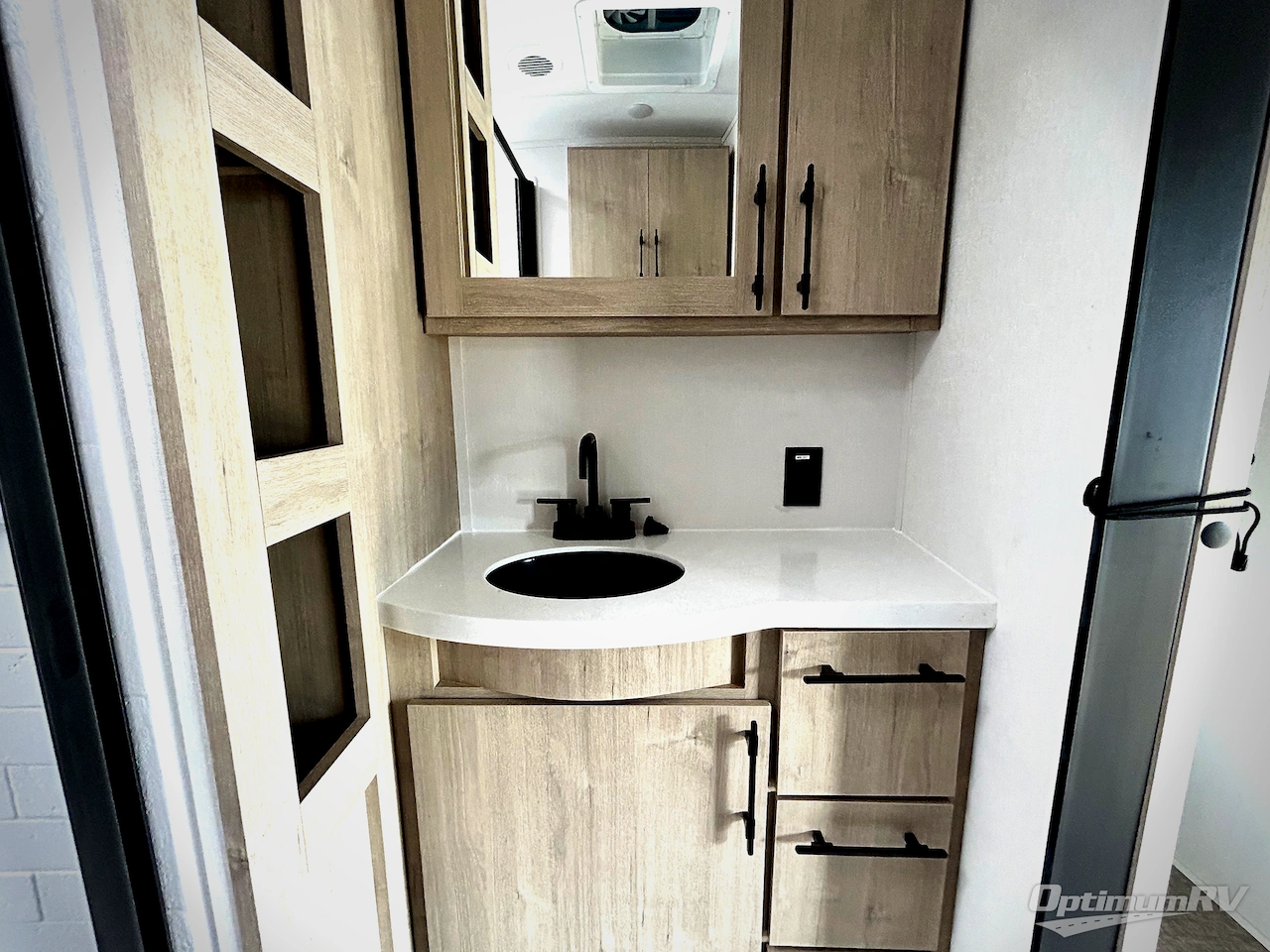 2025 Grand Design Imagine 2670MK Photo 14