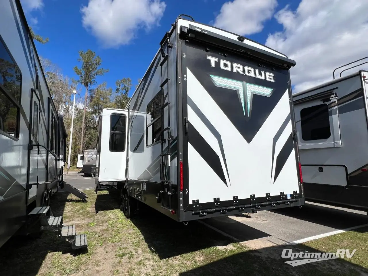 2023 Heartland Torque 350 Photo 4