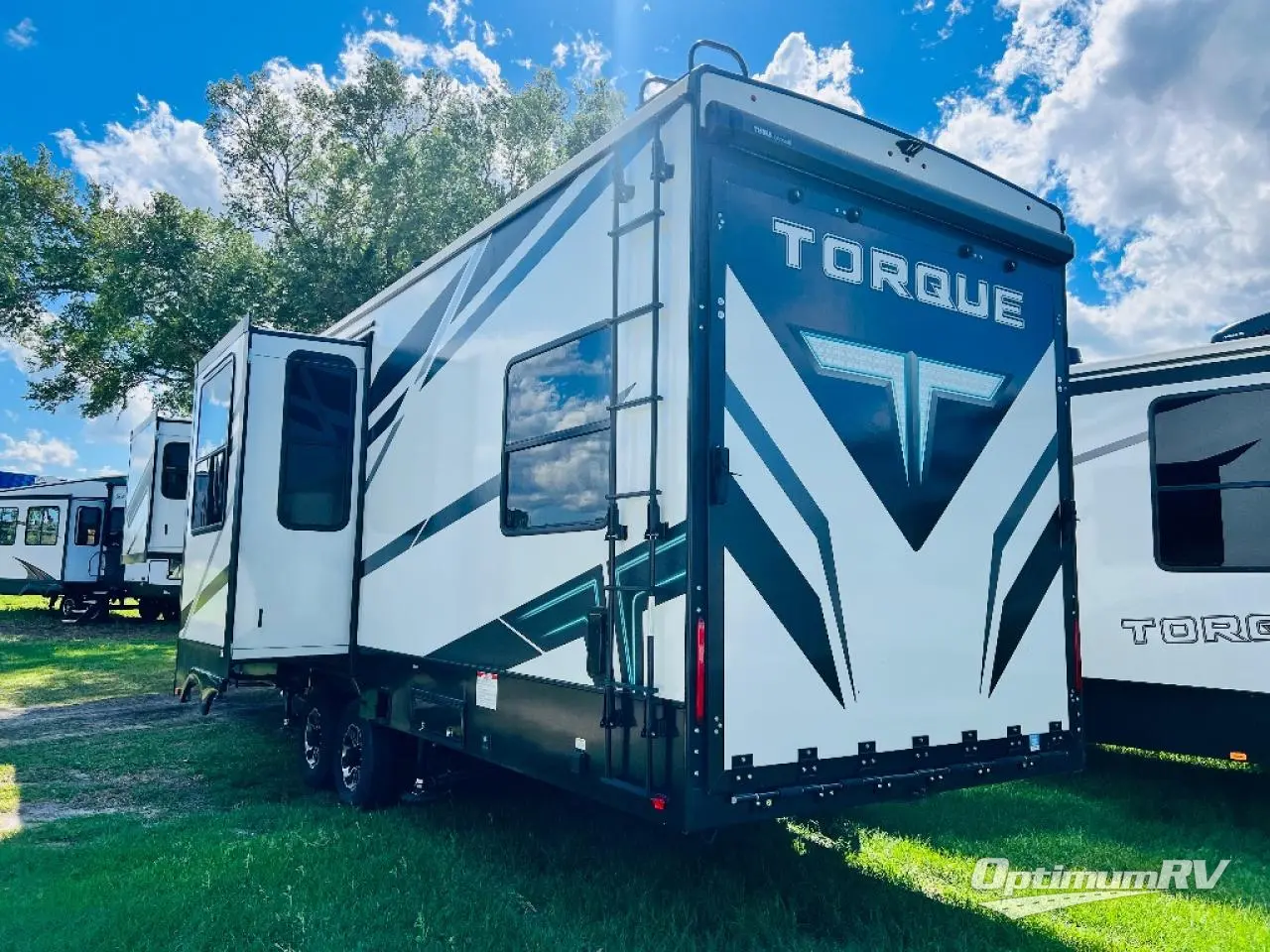 2023 Heartland Torque 350 Photo 3