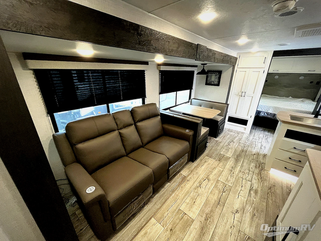 2025 Venture Sienna SA281VQB Photo 8