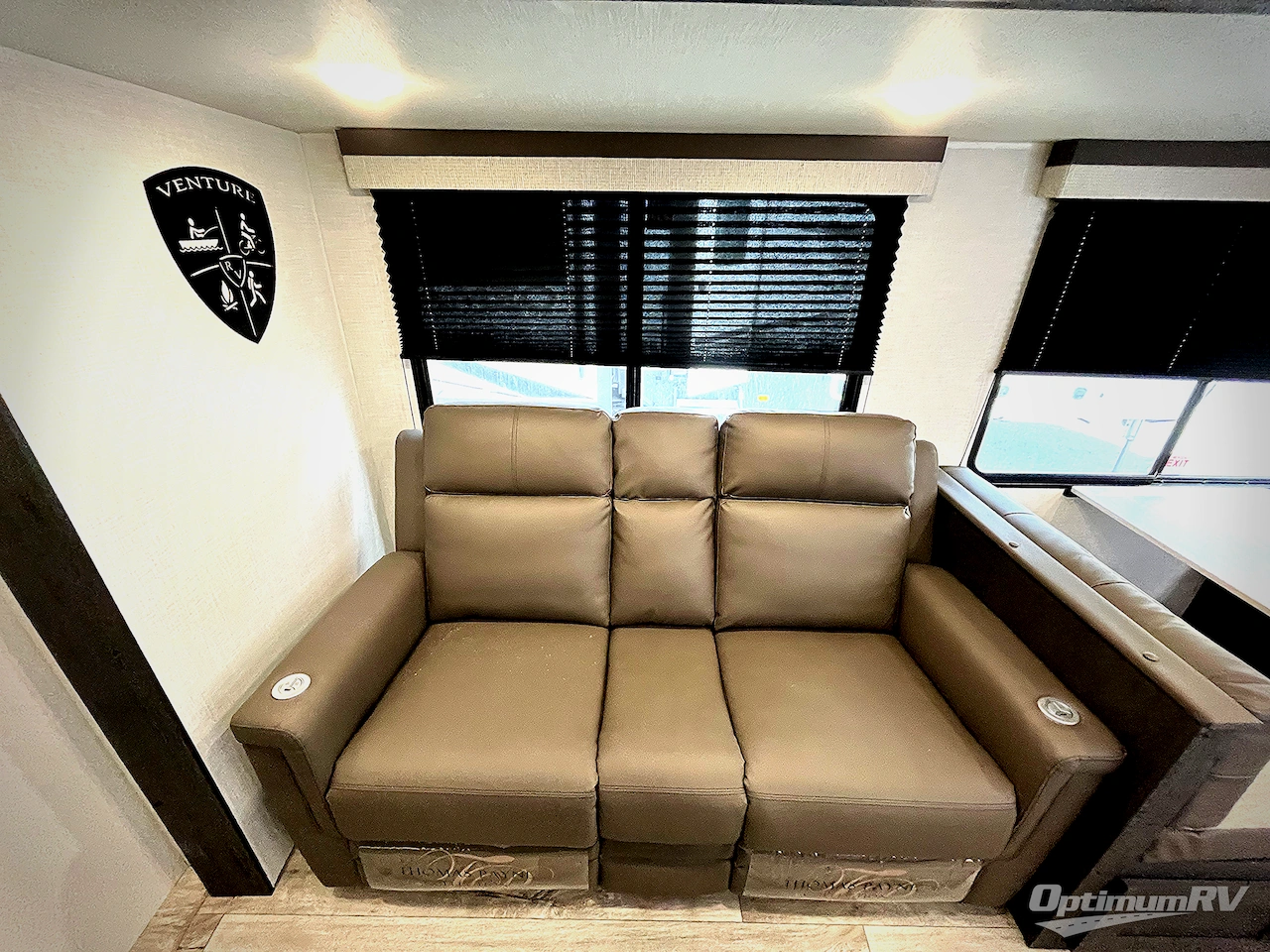 2025 Venture Sienna SA281VQB Photo 9