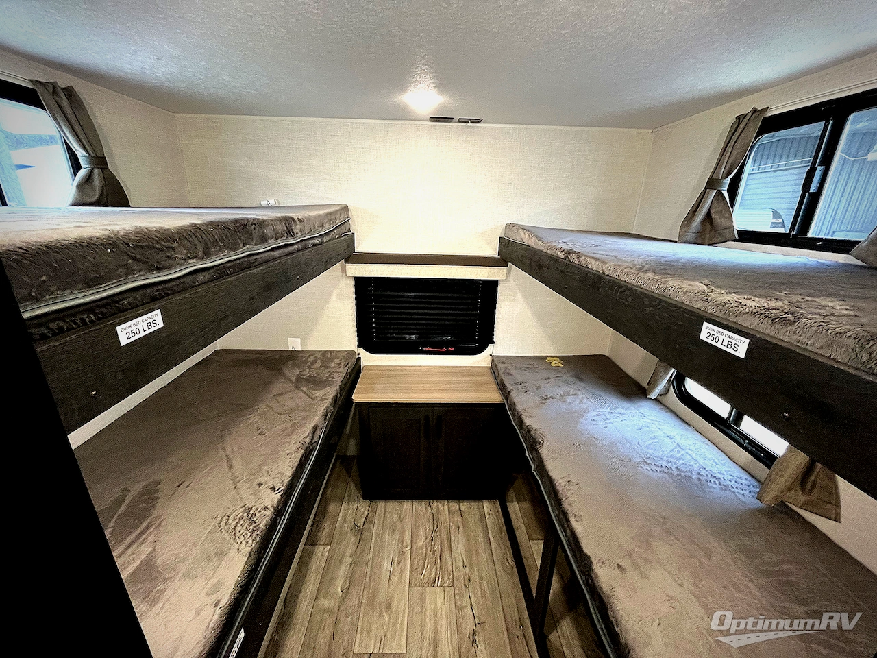 2025 Venture Sienna SA281VQB Photo 23