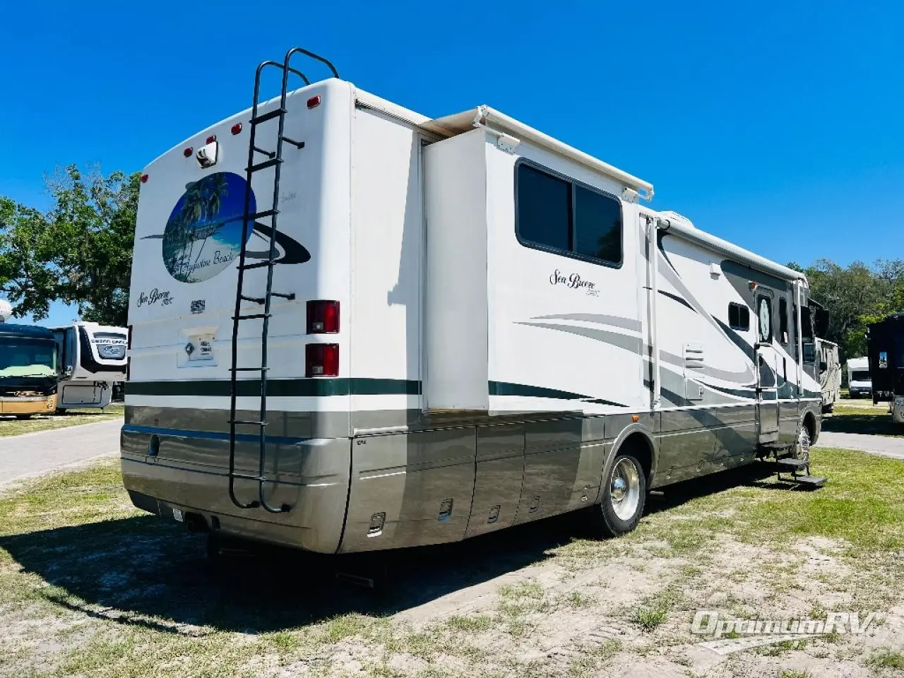 2007 National RV Sea Breeze LX 8360 Photo 2