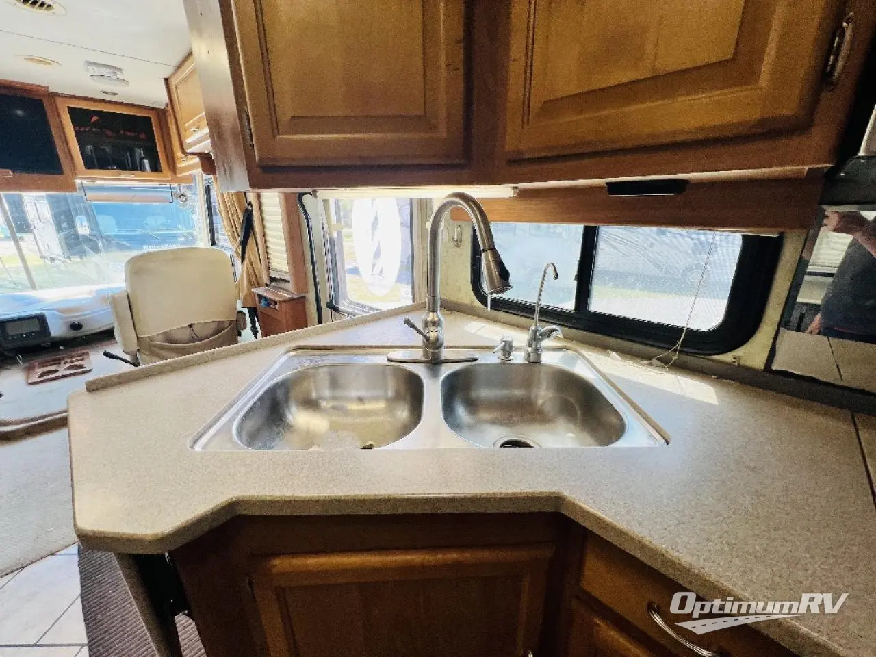 2007 National RV Sea Breeze LX 8360 Photo 11