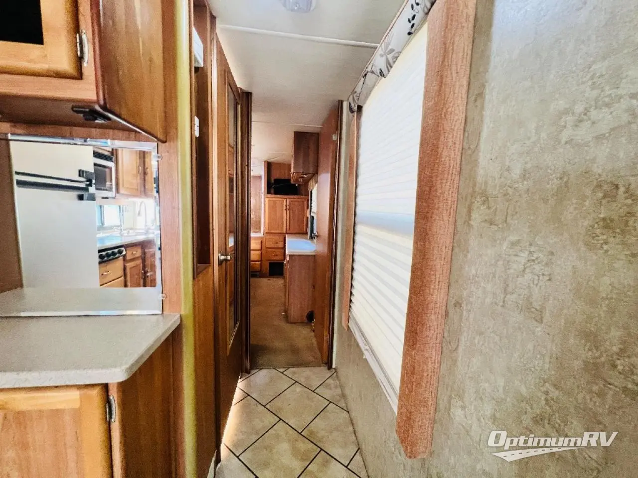 2007 National RV Sea Breeze LX 8360 Photo 14