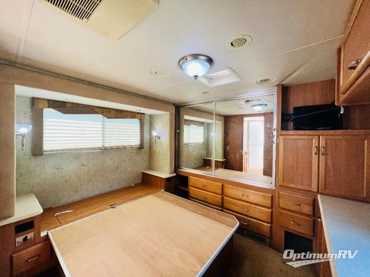 2007 National RV Sea Breeze LX 8360 Photo 15