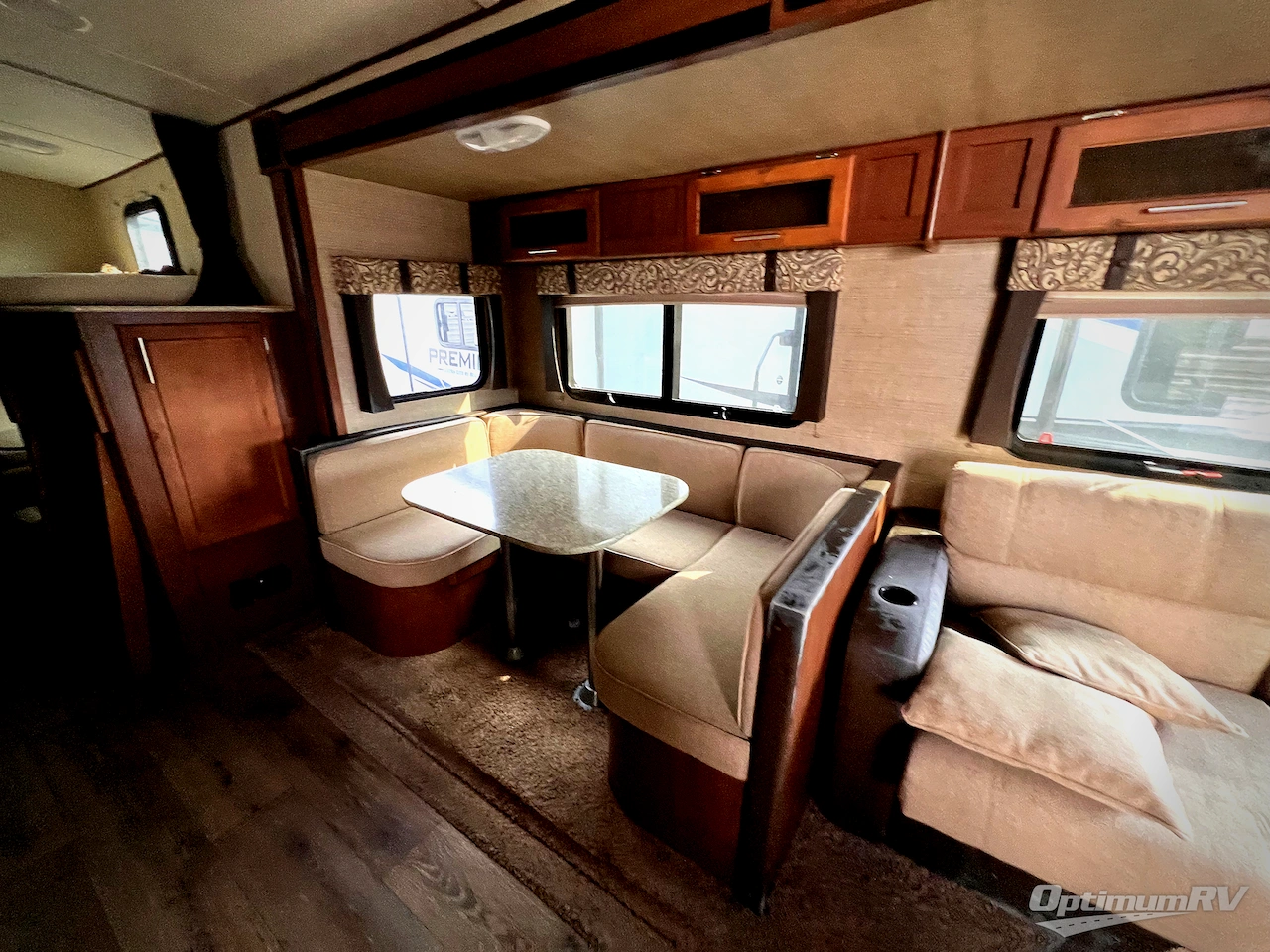 2015 Dutchmen Aerolite 315BHSS Photo 10