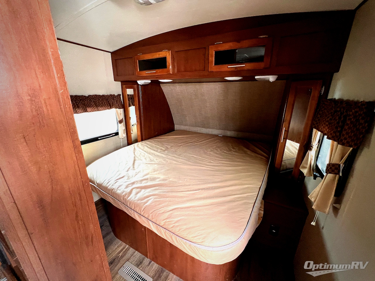 2015 Dutchmen Aerolite 315BHSS Photo 15