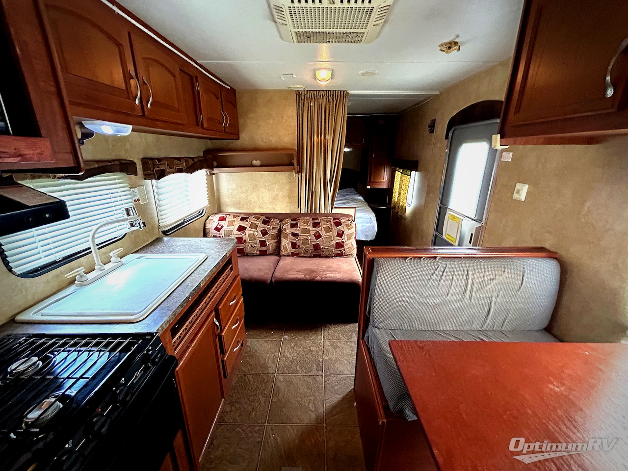 2011 Jayco Jay Flight 22FB Photo 5