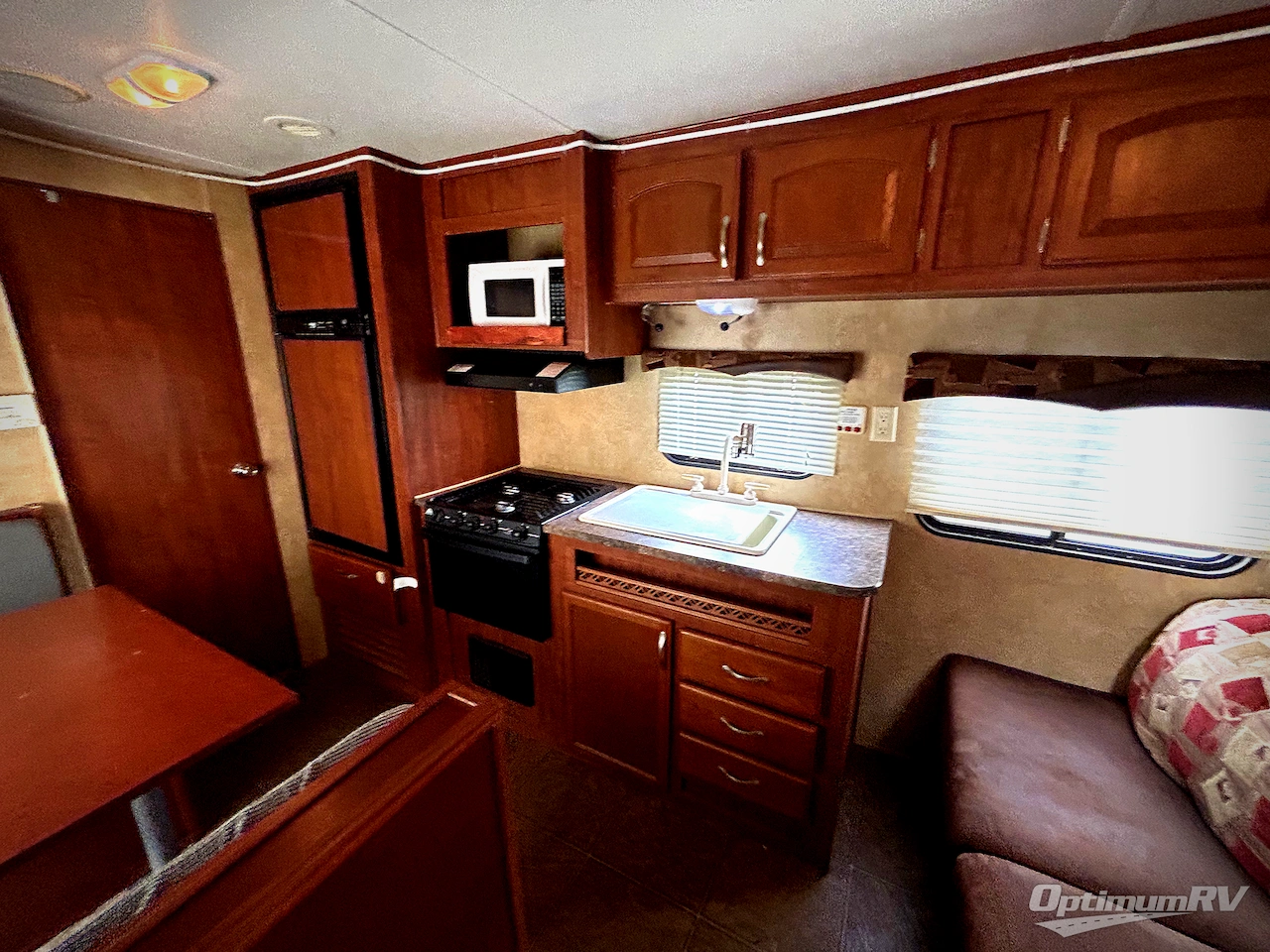 2011 Jayco Jay Flight 22FB Photo 9