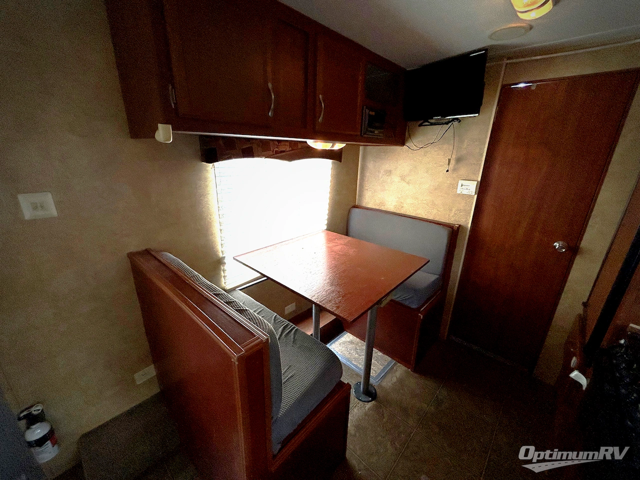 2011 Jayco Jay Flight 22FB Photo 10