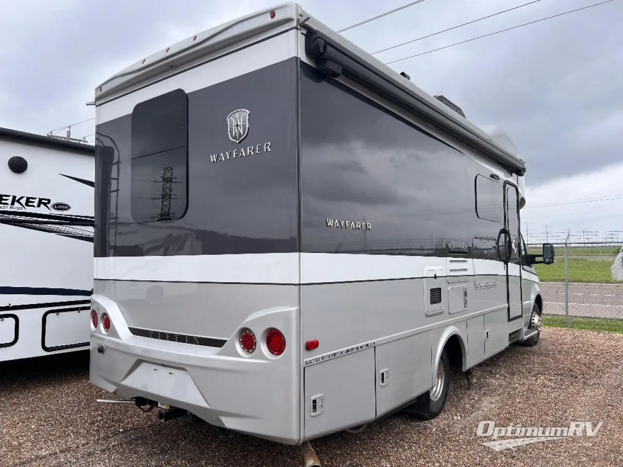 2020 Tiffin Wayfarer 25 RW Photo 2