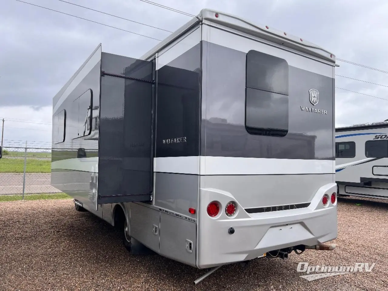 2020 Tiffin Wayfarer 25 RW Photo 3