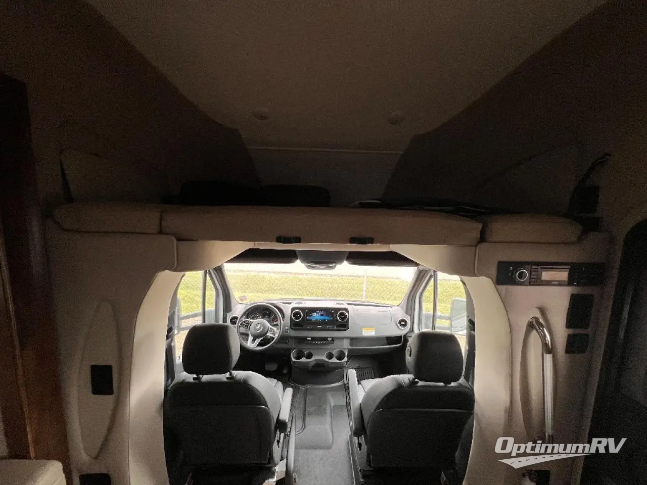 2020 Tiffin Wayfarer 25 RW Photo 4